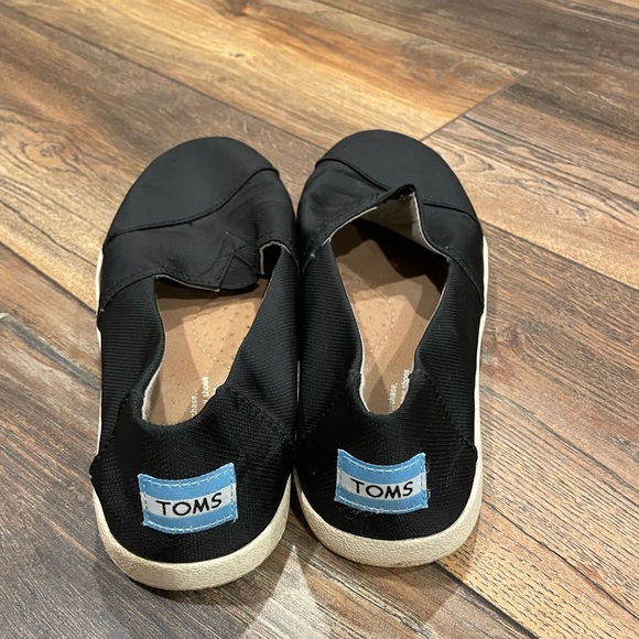 Toms Shoes - Black Tom’s